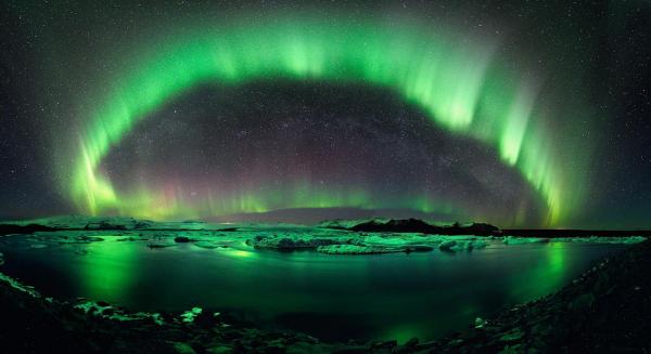 aurora_borealis_over_norway