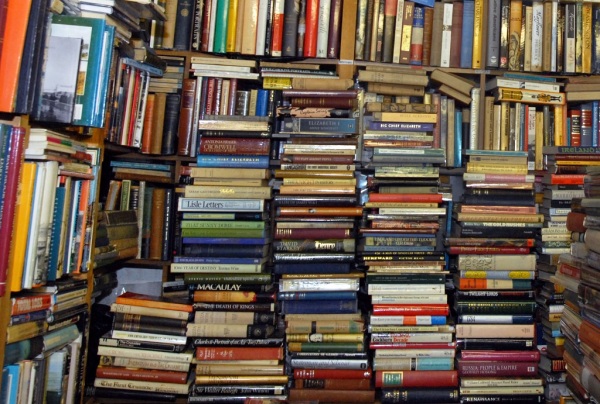 heap_of_books