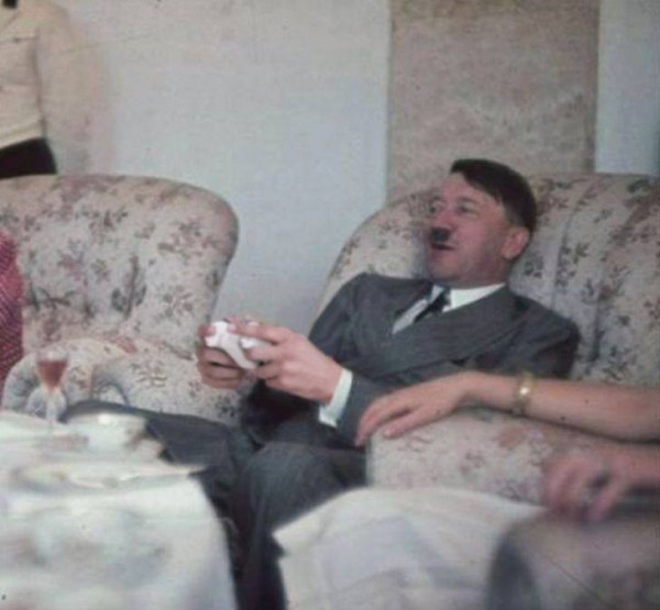 hitler_nintendo