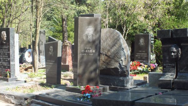 kim_philby_grave